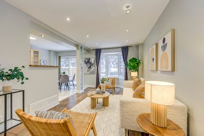 Living Room - 2 - 2006 Glenada Cres., Oakville at 2 - 2006 Glenada Crescent, WC Wedgewood Creek, Oakville