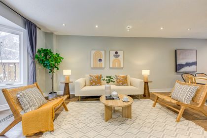 Living Room - 2 - 2006 Glenada Cres., Oakville at 2 - 2006 Glenada Crescent, WC Wedgewood Creek, Oakville