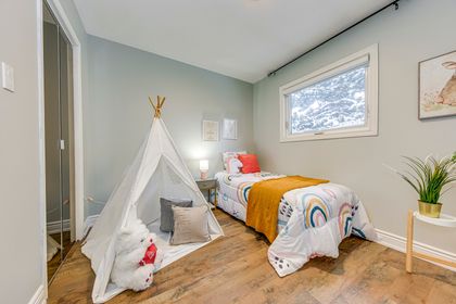 2nd Bedroom - 2 - 2006 Glenada Cres., Oakville at 2 - 2006 Glenada Crescent, WC Wedgewood Creek, Oakville