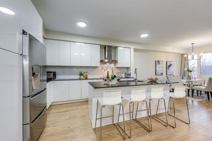 Kitchen - 225 Fowley Dr., Oakville at 225 Fowley Drive, 1008 - GO Glenorchy, Oakville