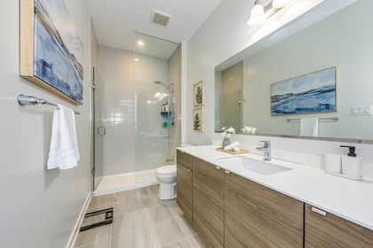 Primary Bedroom Ensuite - 225 Fowley Dr., Oakville at 225 Fowley Drive, 1008 - GO Glenorchy, Oakville