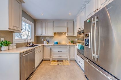 Kitchen - 343 Northwood Dr., Oakville at 343 Northwood Drive, 1007 - GA Glen Abbey, Oakville