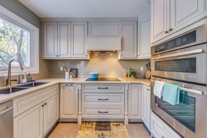 Kitchen - 343 Northwood Dr., Oakville at 343 Northwood Drive, 1007 - GA Glen Abbey, Oakville