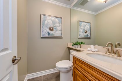 Powder Room - 343 Northwood Dr., Oakville at 343 Northwood Drive, 1007 - GA Glen Abbey, Oakville
