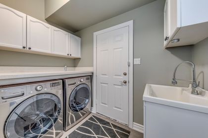 Laundry Room - 343 Northwood Dr., Oakville at 343 Northwood Drive, 1007 - GA Glen Abbey, Oakville