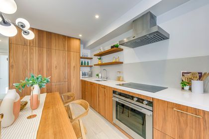 Kitchen - 40 Irwin Ave., Toronto at 40 Irwin Avenue, Bay Street Corridor, Toronto