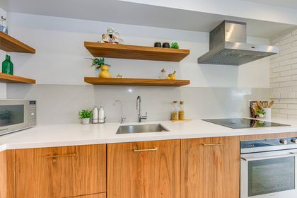 Kitchen - 40 Irwin Ave., Toronto at 40 Irwin Avenue, Bay Street Corridor, Toronto