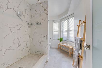 3pc Bath - 40 Irwin Ave., Toronto at 40 Irwin Avenue, Bay Street Corridor, Toronto