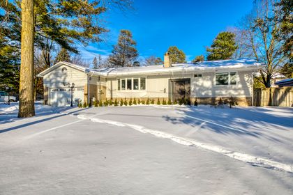 Exterior - 1399 Chriseden Dr., Mississauga at 1399 Chriseden Drive, Lorne Park, Mississauga