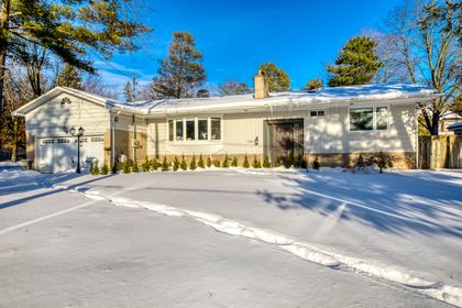 Exterior - 1399 Chriseden Dr., Mississauga at 1399 Chriseden Drive, Lorne Park, Mississauga