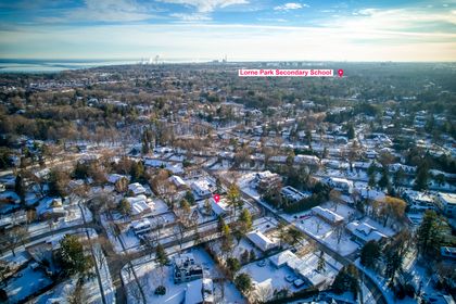 Location - 1399 Chriseden Dr., Mississauga at 1399 Chriseden Drive, Lorne Park, Mississauga