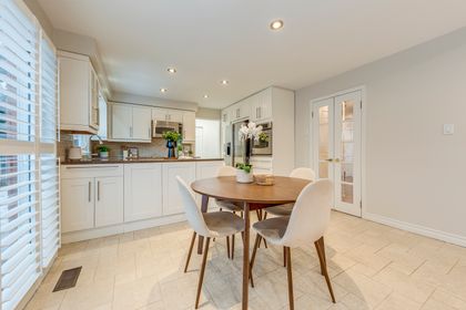 Kitchen - 185 All Saints Cres., Oakville at 185 All Saints Crescent, Eastlake, Oakville