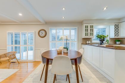 Kitchen - 185 All Saints Cres., Oakville at 185 All Saints Crescent, Eastlake, Oakville