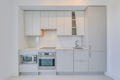 Kitchen - 6015-3883 Quartz Rd., Mississauga at 6015 - 3883 Quartz Road, City Centre, Mississauga