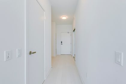 Media Nook - 6015-3883 Quartz Rd., Mississauga at 6015 - 3883 Quartz Road, City Centre, Mississauga