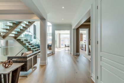 Main Level - 1384 Pinery Cres., Oakville at 1384 Pinery Crescent, 1009 - JC Joshua Creek, Oakville