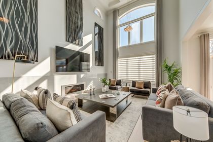 Family Room - 1384 Pinery Cres., Oakville at 1384 Pinery Crescent, 1009 - JC Joshua Creek, Oakville