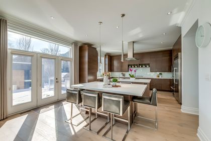 Kitchen - 1384 Pinery Cres., Oakville at 1384 Pinery Crescent, 1009 - JC Joshua Creek, Oakville