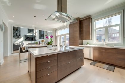 Kitchen - 1384 Pinery Cres., Oakville at 1384 Pinery Crescent, 1009 - JC Joshua Creek, Oakville