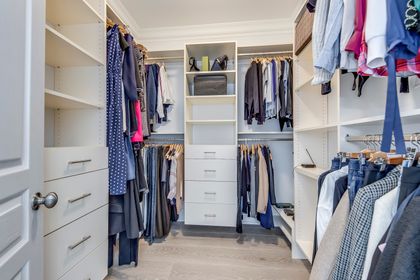 Primary Bedroom - 1384 Pinery Cres., Oakville at 1384 Pinery Crescent, 1009 - JC Joshua Creek, Oakville