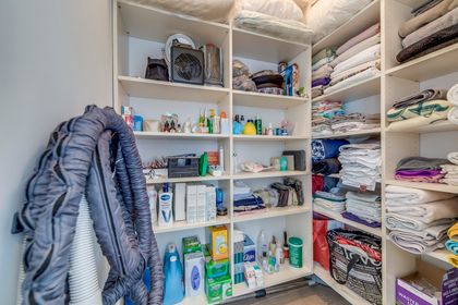 Walk-in Linen Closet - 1384 Pinery Cres., Oakville at 1384 Pinery Crescent, 1009 - JC Joshua Creek, Oakville