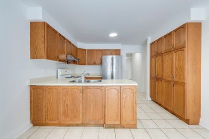 Kitchen - 3582 Italia Cres., Mississauga at 3582 Italia Crescent, Fairview, Mississauga