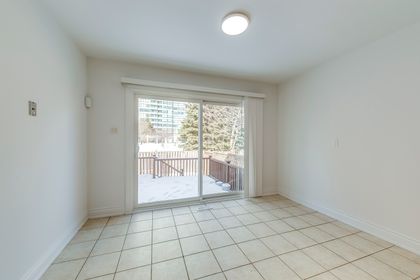 Kitchen - 3582 Italia Cres., Mississauga at 3582 Italia Crescent, Fairview, Mississauga