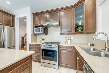 Kitchen - 4265 Ryan Lane, Burlington at 4265 Ryan Lane, Alton, Burlington