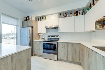 Kitchen - 541 - 1095 Cooke Blvd., Burlington - Elite3 & Team at 41 - 1095 Cooke Boulevard, LaSalle, Burlington