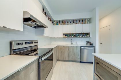Kitchen - 541 - 1095 Cooke Blvd., Burlington - Elite3 & Team at 41 - 1095 Cooke Boulevard, LaSalle, Burlington