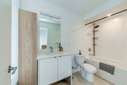 Primary Bedroom Ensuite - 541 - 1095 Cooke Blvd., Burlington - Elite3 & Team at 41 - 1095 Cooke Boulevard, LaSalle, Burlington