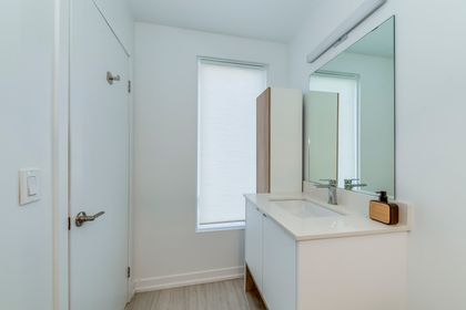 Primary Bedroom Ensuite - 541 - 1095 Cooke Blvd., Burlington - Elite3 & Team at 41 - 1095 Cooke Boulevard, LaSalle, Burlington