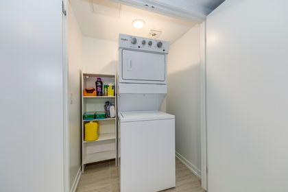 Ensuite Laundry - 541 - 1095 Cooke Blvd., Burlington - Elite3 & Team at 41 - 1095 Cooke Boulevard, LaSalle, Burlington