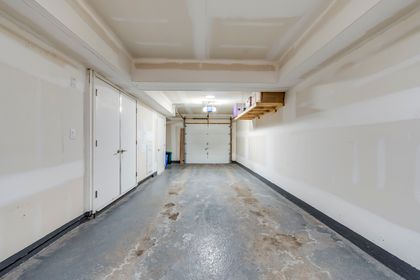 Garage - 541 - 1095 Cooke Blvd., Burlington - Elite3 & Team at 41 - 1095 Cooke Boulevard, LaSalle, Burlington