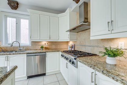 Kitchen - 2326 Rockingham Dr., Oakville at 2326 Rockingham Drive, 1009 - JC Joshua Creek, Oakville
