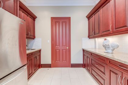 Dining Room Servery - 3480 Joan Dr., Mississauga at 3480 Joan Drive, Fairview, Mississauga