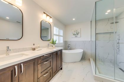 Primary Bedroom Ensuite - 2511 Felhaber Cres., Oakville at 2511 Felhaber Crescent, JC Joshua Creek, Oakville