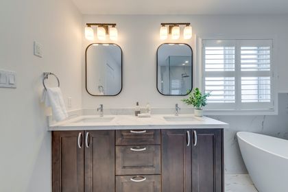 Primary Bedroom Ensuite - 2511 Felhaber Cres., Oakville at 2511 Felhaber Crescent, JC Joshua Creek, Oakville