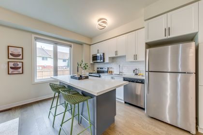 Kitchen - 27 Genoa Dr., Hamilton at 27 Genoa Drive, Jerome, Hamilton