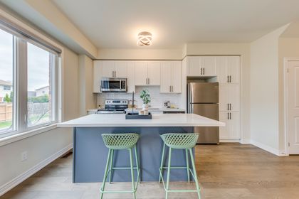 Kitchen - 27 Genoa Dr., Hamilton at 27 Genoa Drive, Jerome, Hamilton