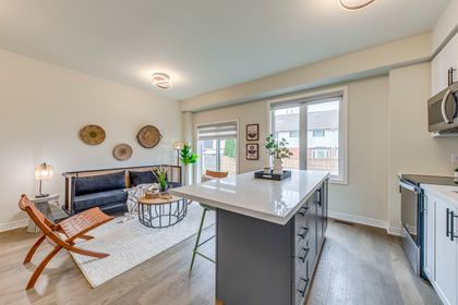 Kitchen - 27 Genoa Dr., Hamilton at 27 Genoa Drive, Jerome, Hamilton