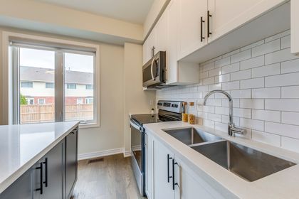 Kitchen - 27 Genoa Dr., Hamilton at 27 Genoa Drive, Jerome, Hamilton