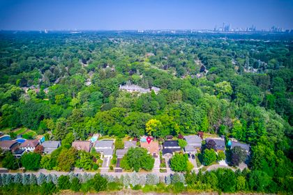 Location - 1005 Fair Birch Dr., Mississauga at 1005 Fair Birch Drive, Lorne Park, Mississauga