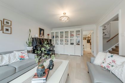 Living Room - 1005 Fair Birch Dr., Mississauga at 1005 Fair Birch Drive, Lorne Park, Mississauga