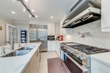 Kitchen - 1005 Fair Birch Dr., Mississauga at 1005 Fair Birch Drive, Lorne Park, Mississauga