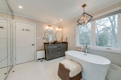 Primary Bedroom Ensuite - 1005 Fair Birch Dr., Mississauga at 1005 Fair Birch Drive, Lorne Park, Mississauga