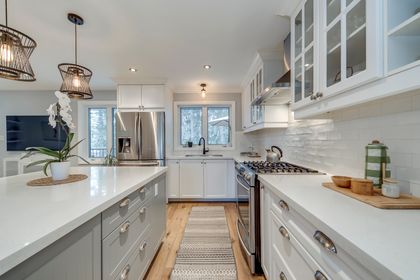 Kitchen - 179 Shanley Terr., Oakville at 179 Shanley Terrace, 1020 - WO West, Oakville