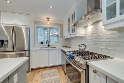 Kitchen - 179 Shanley Terr., Oakville at 179 Shanley Terrace, 1020 - WO West, Oakville
