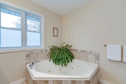 Primary Bedroom Ensuite - 179 Shanley Terr., Oakville at 179 Shanley Terrace, 1020 - WO West, Oakville