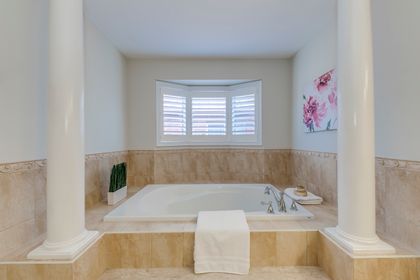 Primary Bedroom Ensuite - 2361 Rideau Dr., Oakville at 2361 Rideau Drive, JC Joshua Creek, Oakville